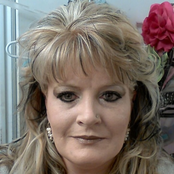 Meet your Posher, Tonill - Picture 1 of 1